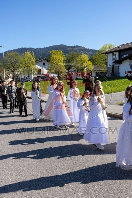MAE-pic_3016 | Der online Fotoshop des Inzeller Fotografen MAE - Marc Anton Eicher. Hier können Sie ihre Fotos und Stockfotos online bestellen als Download oder als Ausdruck, der ihnen bequem nach Hause geschickt wird.
Ihr Marc Anton Eicher - der Inzeller Fotograf - Realisiert mit Pictrs.com