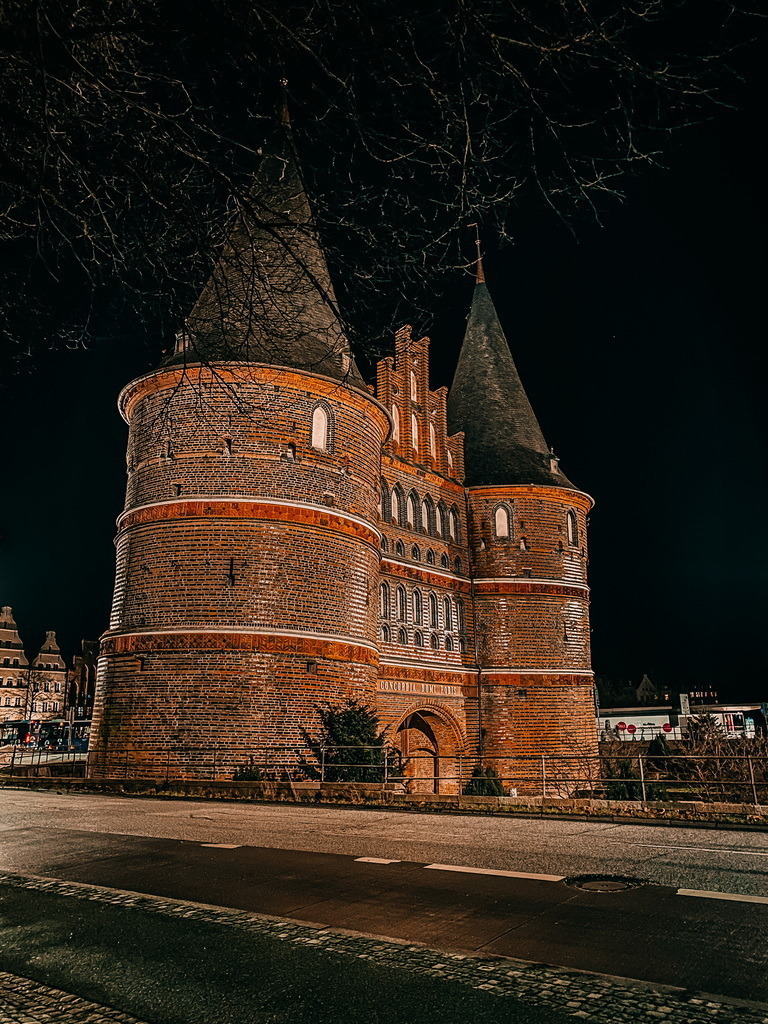 40343D7D-0612-4EAB-A753-E518F2352D5D_1_102_o | hansefotografie - Realisiert mit Pictrs.com