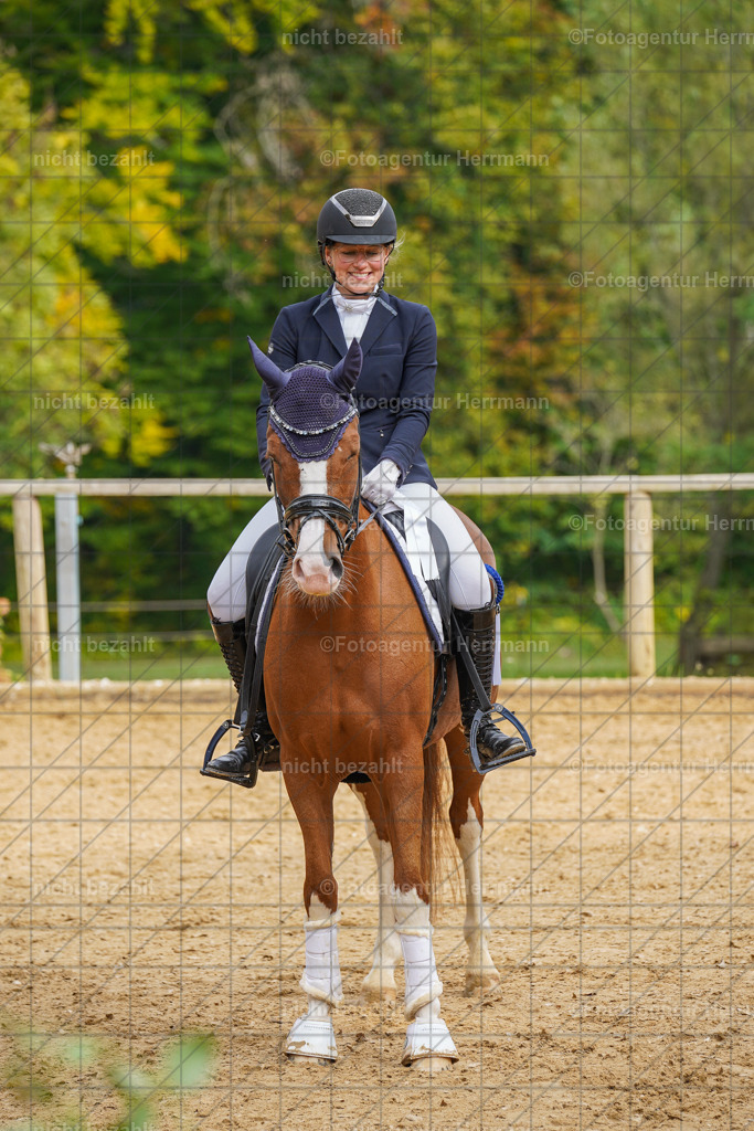 20221007-FAH09907 | Diessen am Ammersee, 2022, Dressur- und Springturnier, Reitsportbilder, Turnierfotografen Bayern, Pferdefotografen, Fotoagentur Herrmann, Turnierbilder