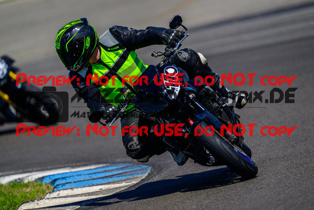 MaZZes_FotoMatrix_240520_6021986_9225 | INST