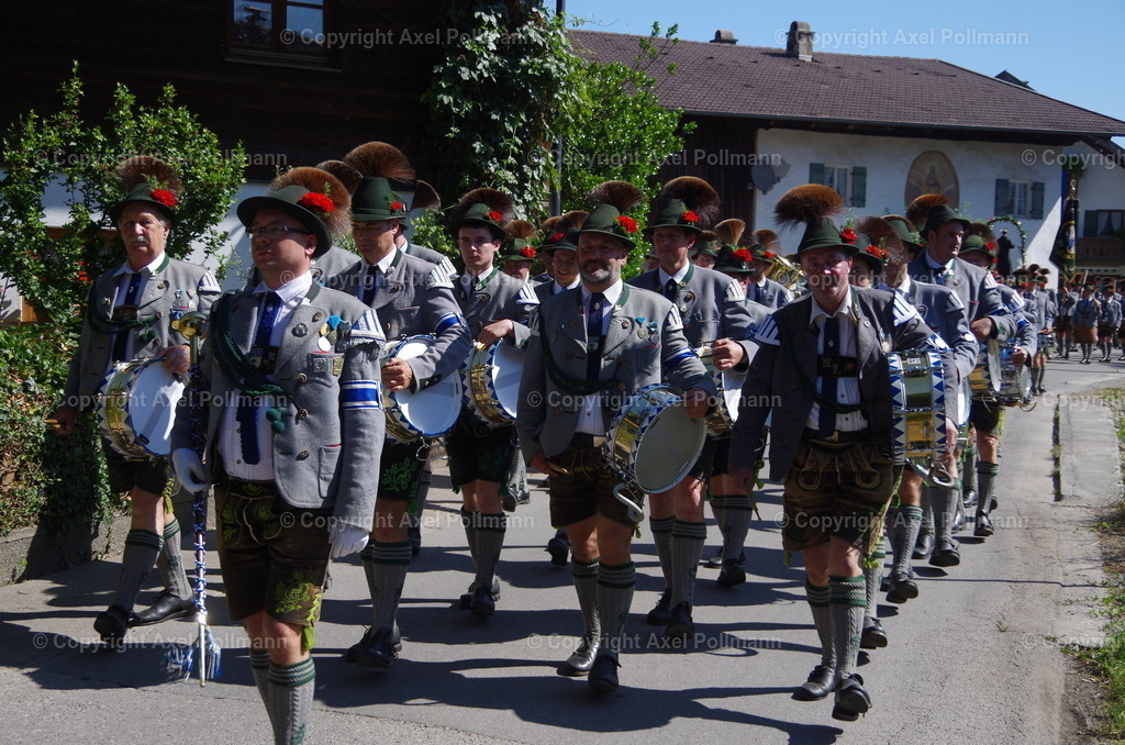 IMGP5537 | fotografiert von Axel PollmannLeonhardi Wallfahrt Benediktbeuern und Murnau, Fronleichnam, Fasching, Landschaft im Loisachtal und Benediktbeuern  - Realisiert mit Pictrs.com
