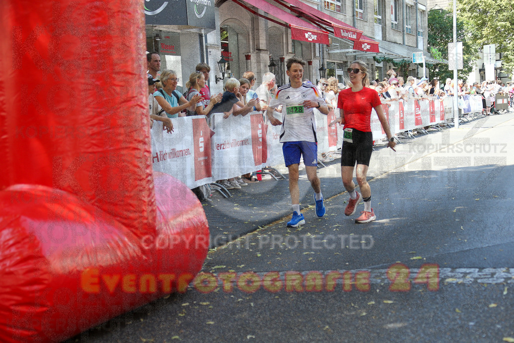 250621_1216_EX1_5465 | Sportfotografie im Rhein-Sieg Kreis, Köln, Bonn, NRW, Rheinland Pfalz, Hessen, etc. Unser Tätigkeitsfeld umfasst den Laufsport vom Volkslauf über den Marathon, Duathlon, Triathon bis zum Ultralauf wie Kölnpfad Ultra oder Schindertrail.