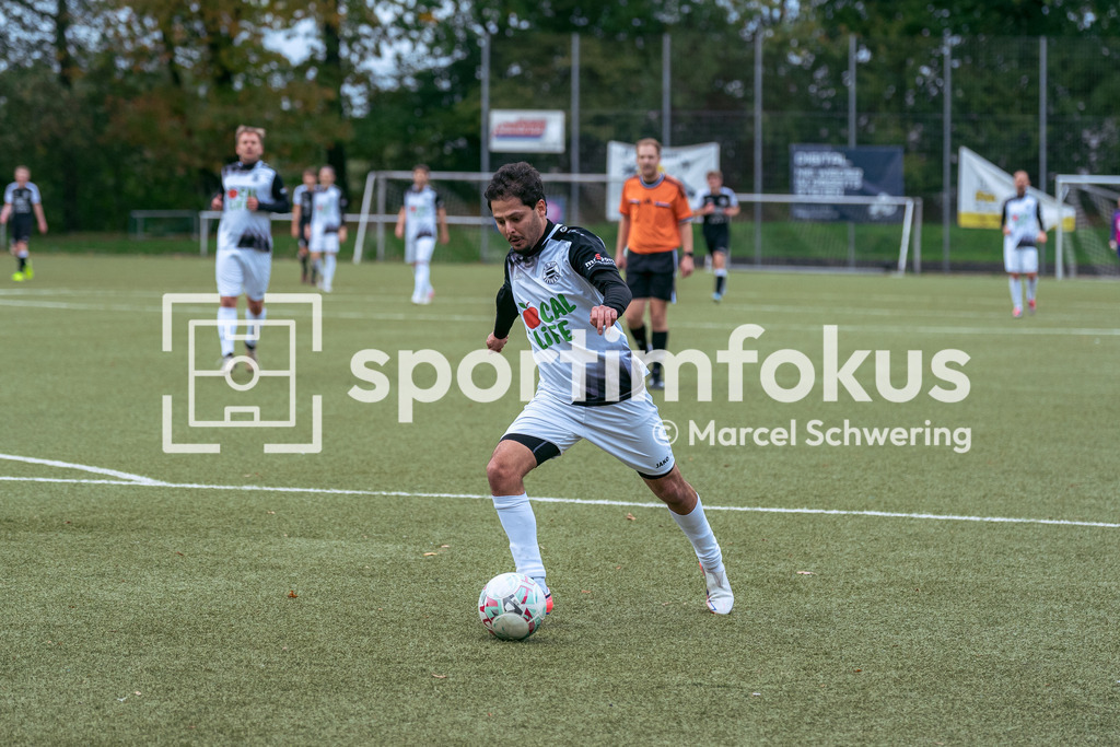 TSV 05 Ronsdorf – SSV Bergisch Born II | Yousef Rasoli (17, TSV 05 Ronsdorf). Bezirksliga Niederrhein, Gruppe 2: TSV 05 Ronsdorf gegen SSV Bergisch Born II, Wuppertal, 11.10.2026. Endstand: 3:1. sportimfokus / Marcel Schwering - Realisiert mit Pictrs.com