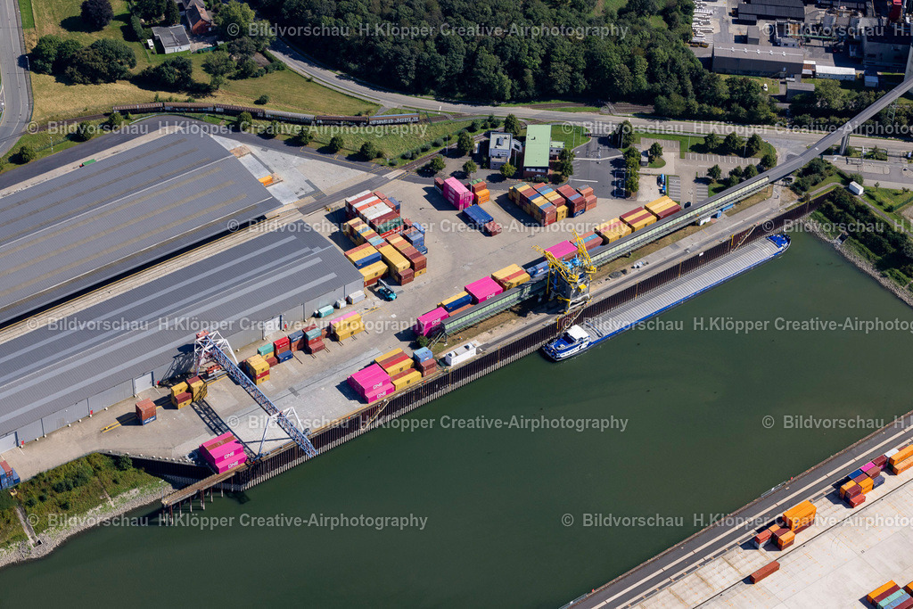 Luftbild Containerhafen Wesel 439A3255 | Luftbildfotografie und Luftbildfotograf Hermann Klöpper - Realisiert mit Pictrs.com