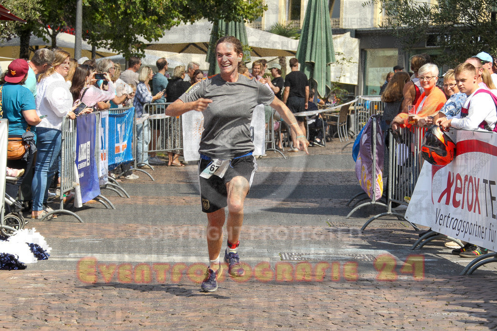 250824_1432_EV4_1851 | Sportfotografie im Rhein-Sieg Kreis, Köln, Bonn, NRW, Rheinland Pfalz, Hessen, etc. Unser Tätigkeitsfeld umfasst den Laufsport vom Volkslauf über den Marathon, Duathlon, Triathon bis zum Ultralauf wie Kölnpfad Ultra oder Schindertrail.