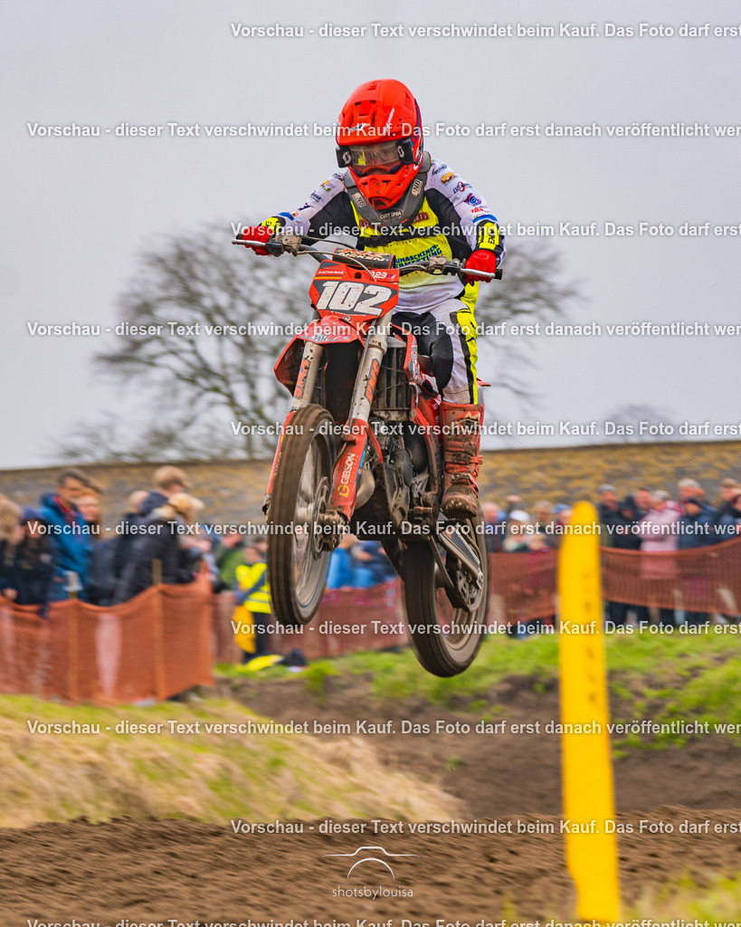 20260412_MCCBensdorf-1266 | Sportfotografin aus Berlin-Brandenburg mit Fokus auf Motocross. Ich halte deine sportliche Leistung und echte Emotionen auf und neben der Strecke professionell fest. Entdecke die Fotos von deinem Rennen und bestelle sie direkt hier im Shop.