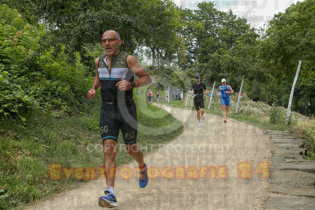250824_1344_EX1_3464 | Sportfotografie im Rhein-Sieg Kreis, Köln, Bonn, NRW, Rheinland Pfalz, Hessen, etc. Unser Tätigkeitsfeld umfasst den Laufsport vom Volkslauf über den Marathon, Duathlon, Triathon bis zum Ultralauf wie Kölnpfad Ultra oder Schindertrail.