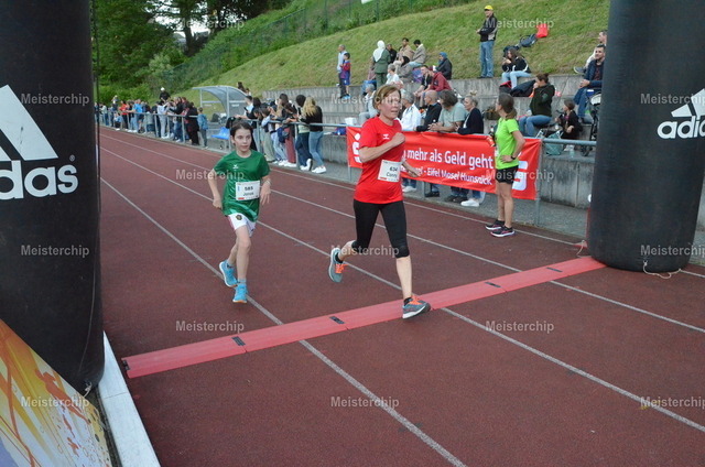 19-33-30_ | Meisterchip Fotoshop - Realisiert mit Pictrs.com