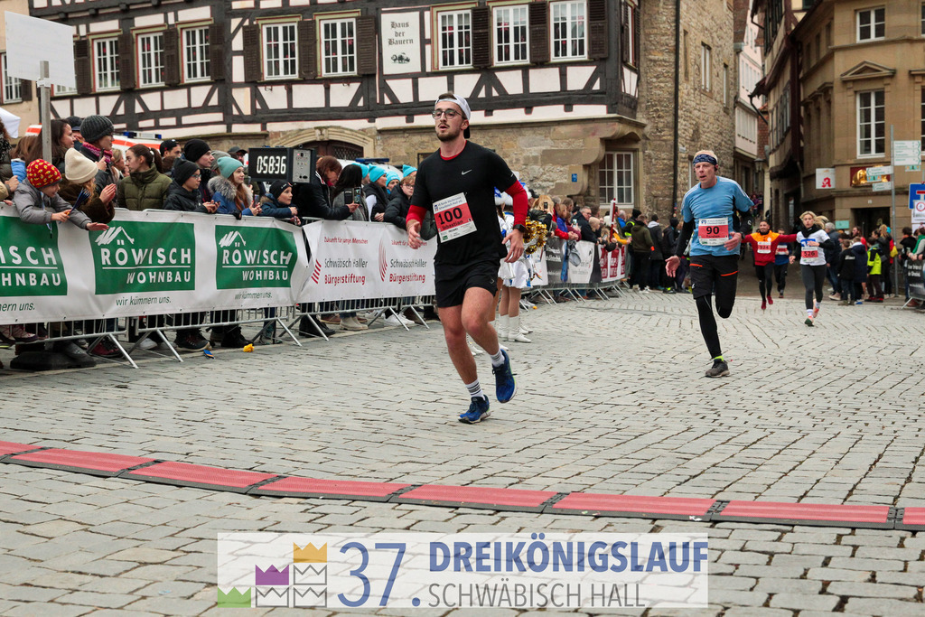 VR Bank Hauptlauf 10000m | 3 Koenigslauf 2023 - Realisiert mit Pictrs.com