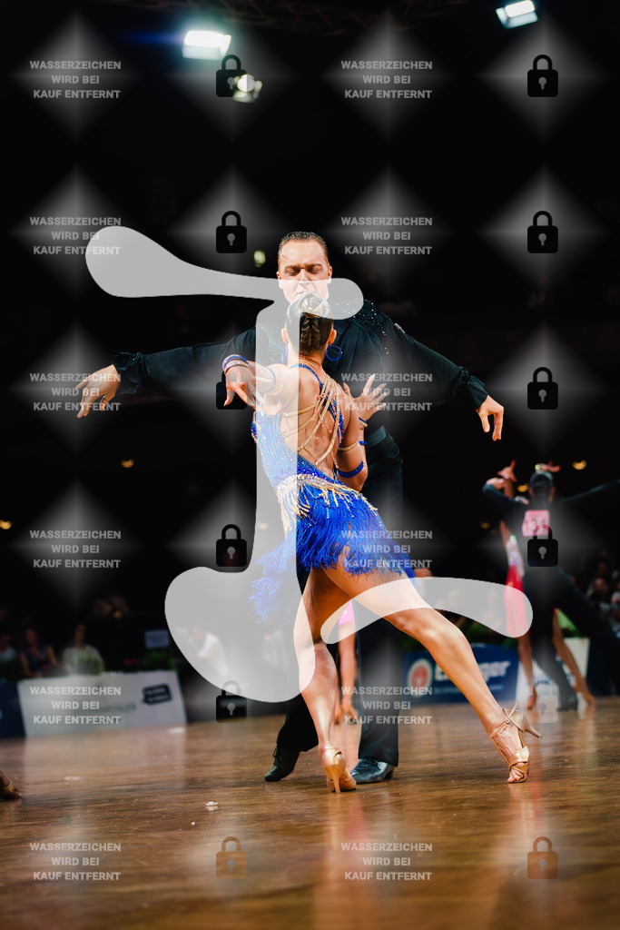 GOC 2025 - WDSF GrandSlam Latin 123rd-126th (61) Kevin Baumann _ Alisa Klemm (Germany)-2025-08-23-1092 | Webshop for digital downloads and prints of dance sport, event & show photographer Julian Link - Realisiert mit Pictrs.com