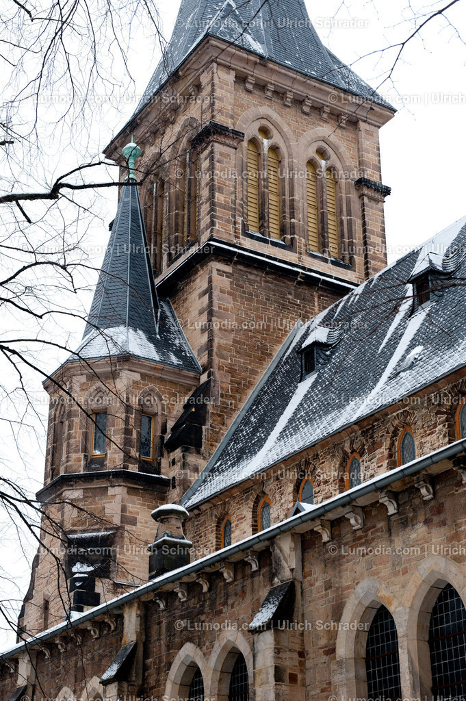 100491-3251 - Wernigerode Oberpfarrkirchhof | Stockfoto und Bilderpool mit Bildmaterial aus Deutschland, dem Harz, Halberstadt, Quedlinburg, Wernigerode und weltweit. Qualitativ hochwertige und professionelle Fotos anschauen und kaufen. - Realisiert mit Pictrs.com