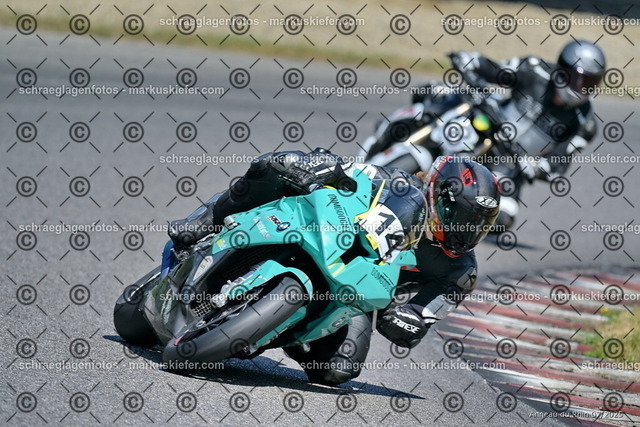 25bt04-0970 | markuskiefer.com - Realisiert mit Pictrs.com