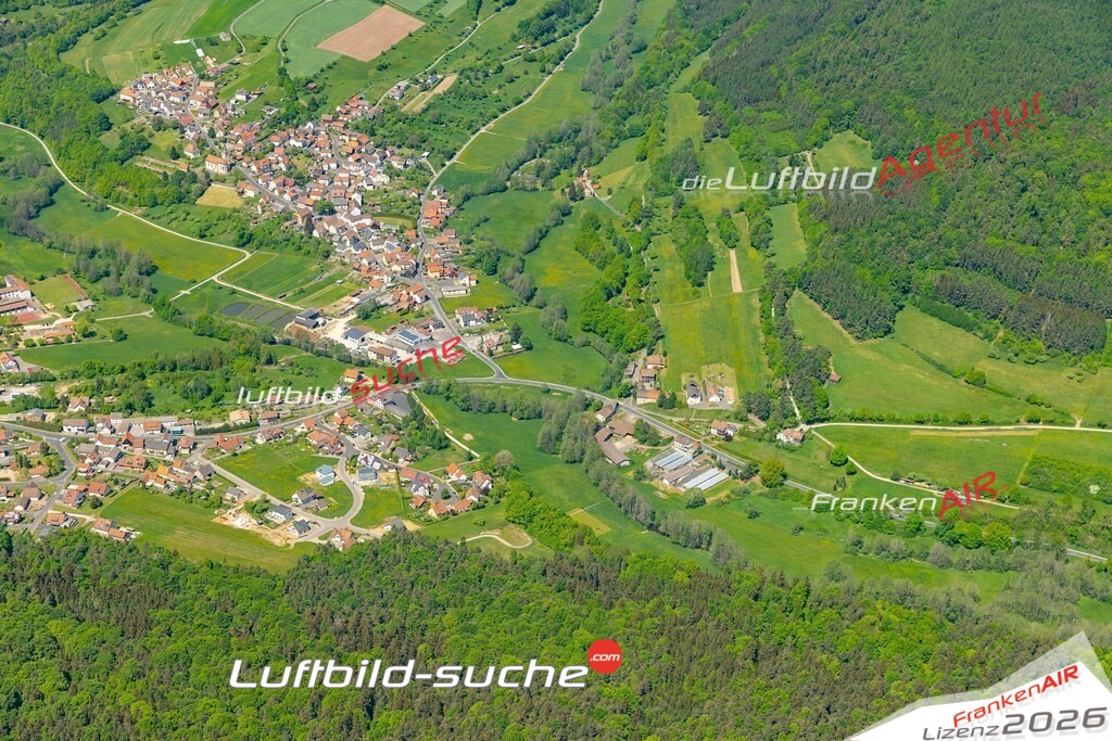 Die Luftaufnahme Premich - Burkardroth wurde 2022 vom Flugzeug aus (keine Drohne) erstellt. Hohe Auflösung -für große Poster und Wandbilder geeignet - Garantiert!