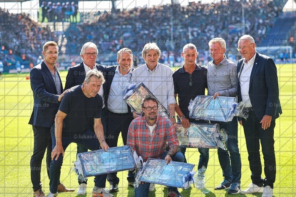 VfL Bochum gegen Holstein Kiel | 1. Bundesliga | VfL Bochum gegen Holstein Kiel | 1. Bundesliga - Realisiert mit Pictrs.com