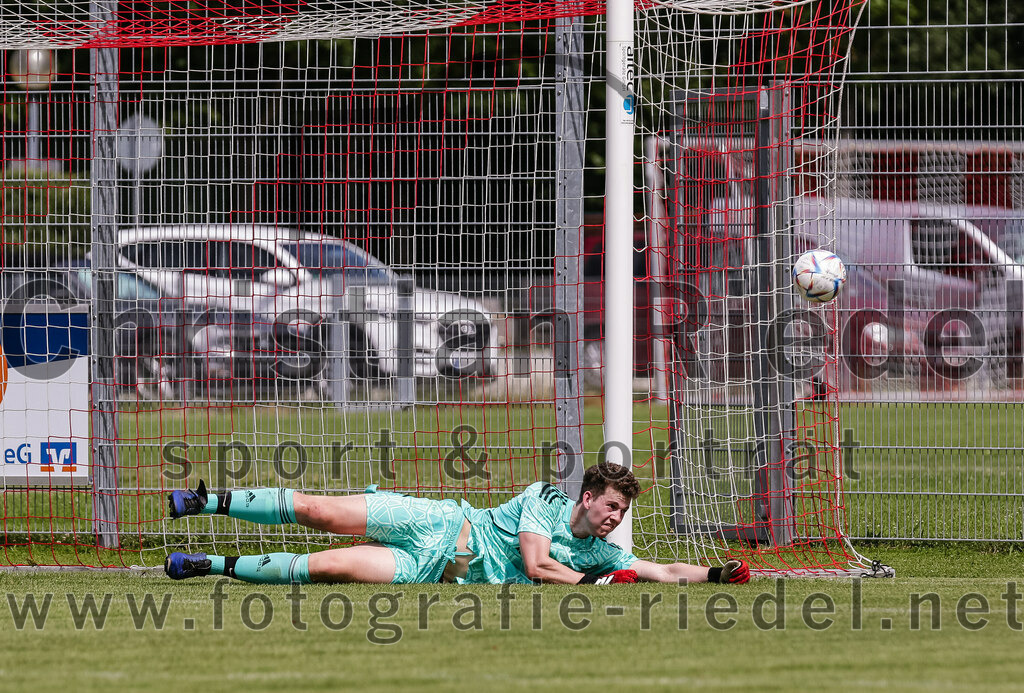 2023-07-08_070_FC_Finsing_gegen_SG_Markt_Schwaben | Finsing, Deutschland, 08.07.2023:
Fußball, Kreisliga 2023 / 2024, Testspiel, FC Finsing gegen SG Markt Schwaben, Endergebnis: 7:0

Torwart Alexander Wasser (SG Markt Schwaben, #1)

Foto: Christian Riedel / fotografie-riedel.net