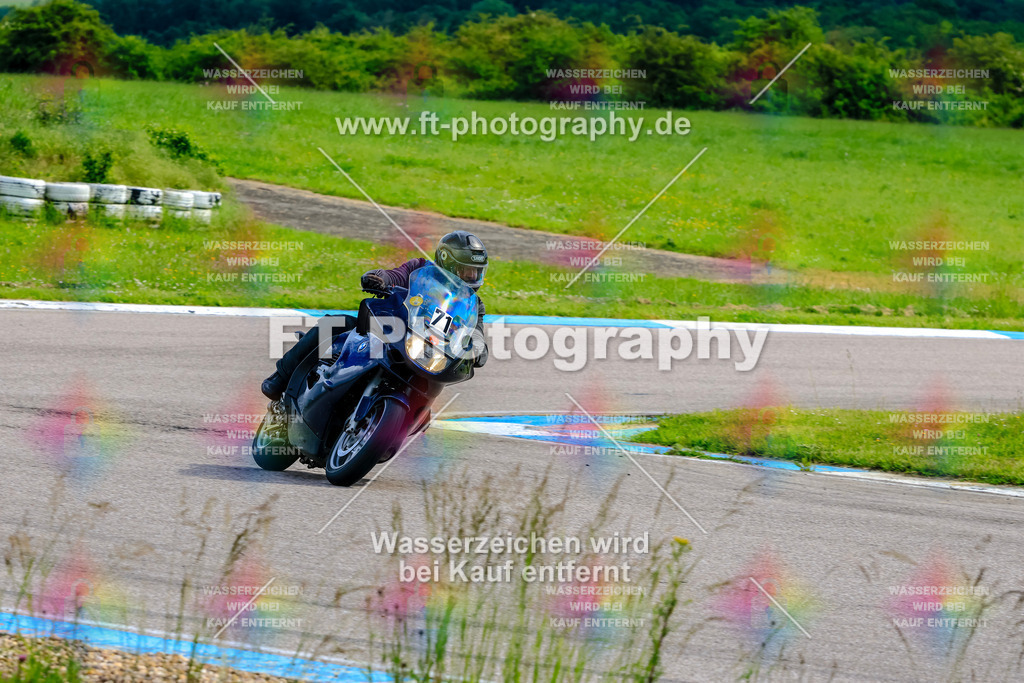 MotoTeam-9215 | Hier findet Ihr Bilder von Touristenfahrten auf der Nürburgring Nordschleife oder von anderen Veranstaltungen die ich besucht habe. Viel Spass beim Durch Schauen 