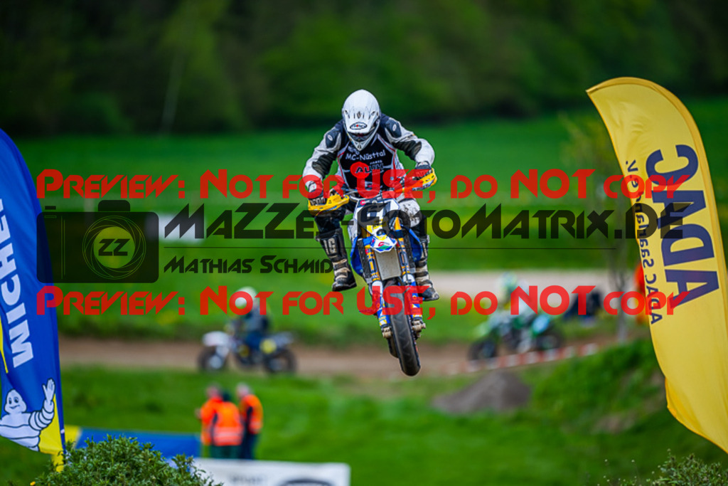 MaZZes_FotoMatrix_230506_9232 | UE40