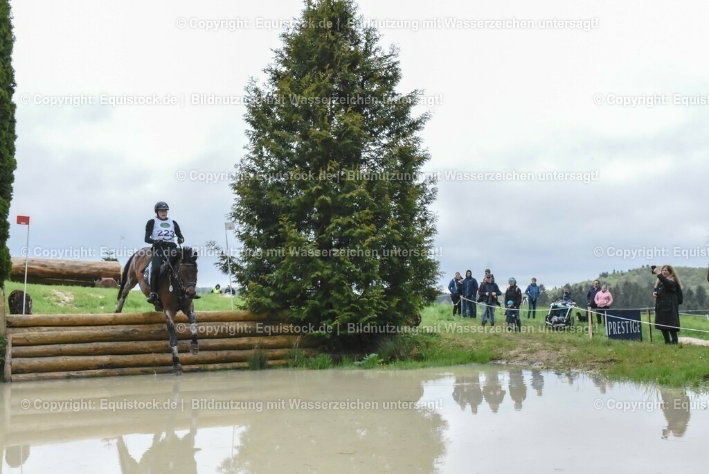20230513_CCI2_Section2_Gelände_0331 | equistock