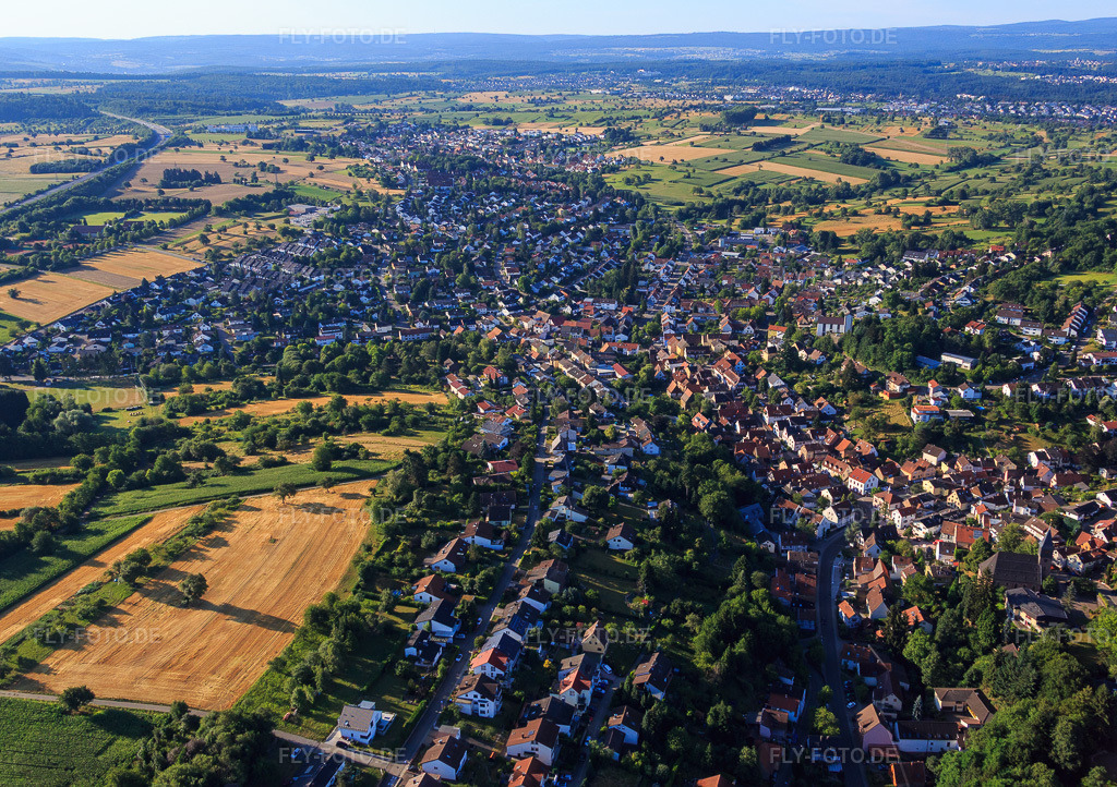 Luftbild: Am Berg im Ortsteil Grünwettersbach in Karlsruhe im Bundesland Baden-Württemberg in Deutschland. Foto: IMG_083932.jpg vom 26.07.2015 durch Werner Riehm/FLY-FOTO.de