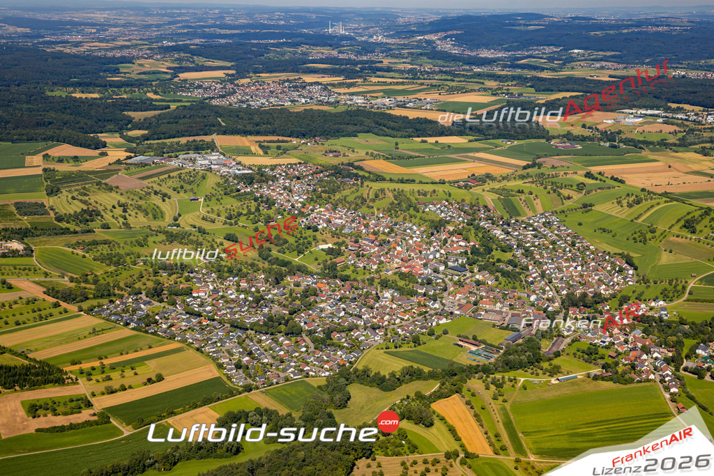 Das Luftbild zeigt :  Hattenhofen - Die Luftaufnahme wurde 2024 vom UL-Flugzeug aus erstellt ( keine Drohne ) - Hochauflösende Luftaufnahme - Für grossformatige Ausdrucke geeignet. Die Geschenkidee !Mit Lizenz und Bildrechte bestellbar