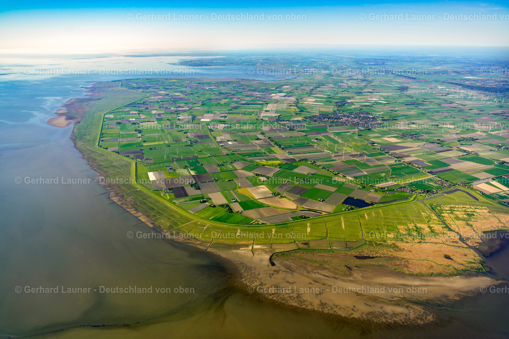 3801422 | Windkrafträder an der Nordseeküste bei Marne, Dithmarschen