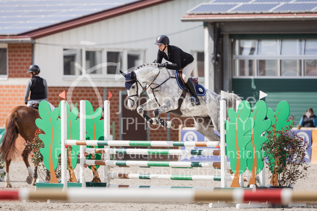 230516_Mühlen_04SprPf-L-475 | Deine schönsten Turniermomente als professionelle Fotos! Entdecke hochwertige Pferdesport-Fotografie im Online-Shop. Jetzt Fotos finden & bestellen!