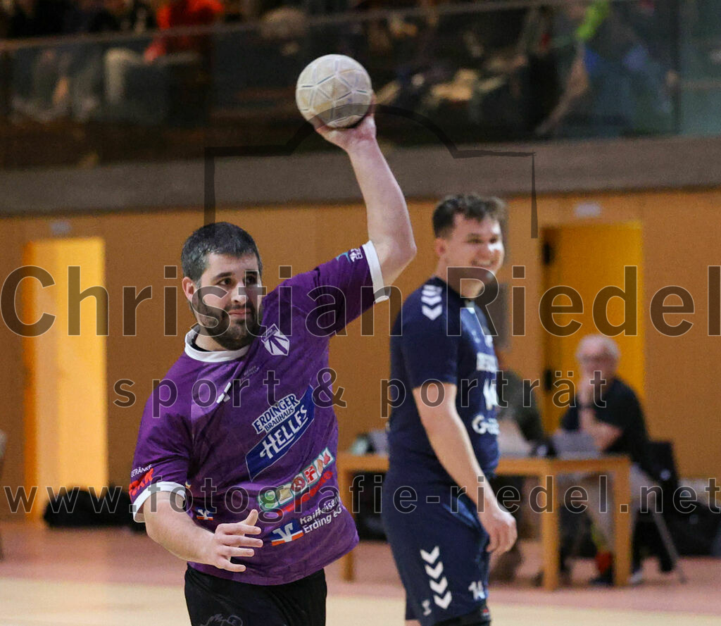 2023-12-09_020_SpVgg_Altenerding_gegen_TSV_Indersdorf | Erding, Deutschland, 09.12.2023:
Handball, Bezirksoberliga Männer 2023 / 2024, 10. Spieltag, SpVgg Altenerding gegen TSV Indersdorf, Endergebnis: 42:25

Christian Loris (SpVgg Altenerding, #11)

Foto: Christian Riedel / fotografie-riedel.net