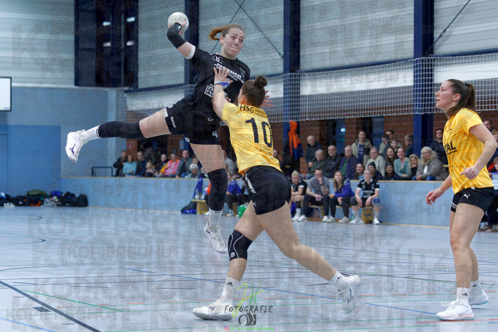 Handball Frauen Oberliga Mitte, HSG Eibelshausen/Ewersbach - HSG Lumdatal | Handball Frauen Oberliga Mitte, HSG Eibelshausen/Ewersbach - HSG Lumdatal am 21.02.2026 in Dietzhölztal-Steinbrücken (Sporthalle am Hammerweiher)Photo © 2026 - Jörg Heinrich - Realisiert mit Pictrs.com