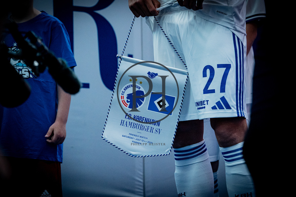 FC Kopenhagen - Hamburger Sport Verein 12.07.2025 | Gänsehaut-Atmosphäre im Parken  - Realisiert mit Pictrs.com