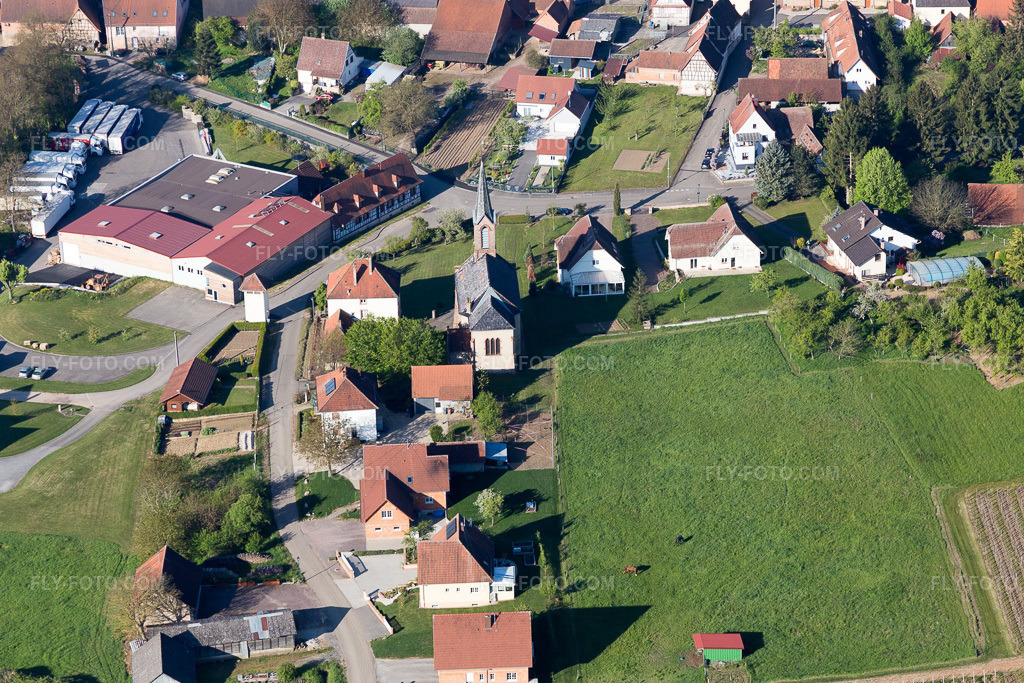 Aerial view: View of the town in Cleebourg in the state Bas-Rhin, France.Photo: IMG_099310.jpg taken on 04/30/2017 by Werner Riehm/FLY-FOTO.comResolution of the original: 4845 x 3230 px