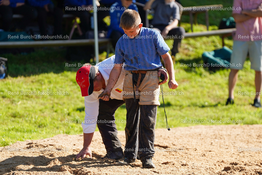 20220612-DSC01347 | René Burch leidenschaftlicher Fotograf aus Kerns in Obwalden.  Hier finden sie Sport, Landschaft und Natur Fotografie.
 - Realisiert mit Pictrs.com