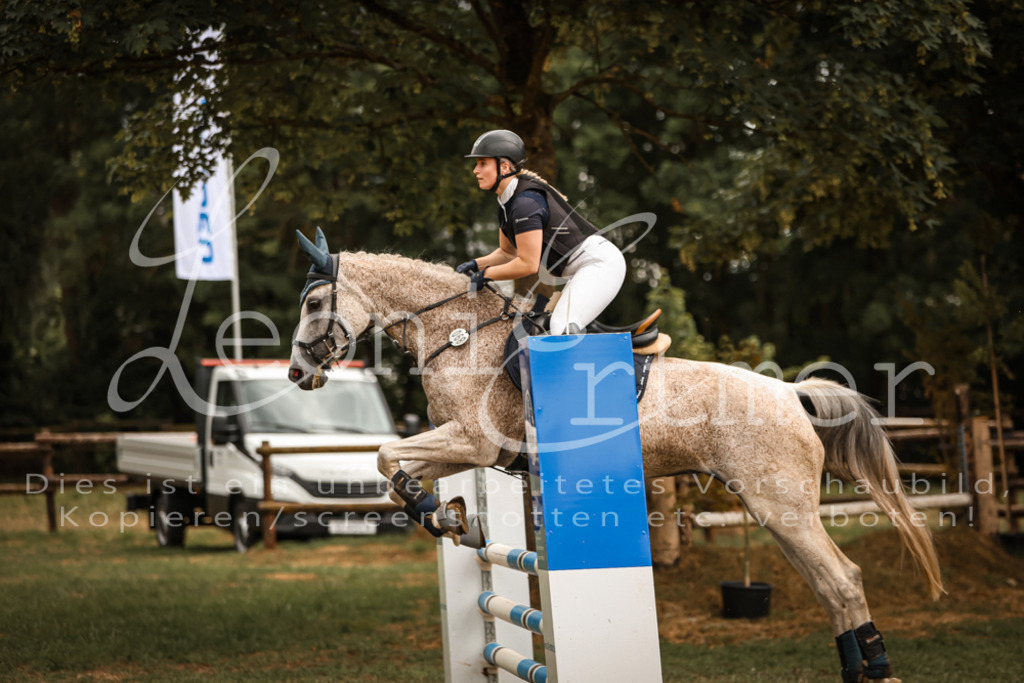 17.SaStA00053 | Leoni Ertmer Photography - Realisiert mit Pictrs.com