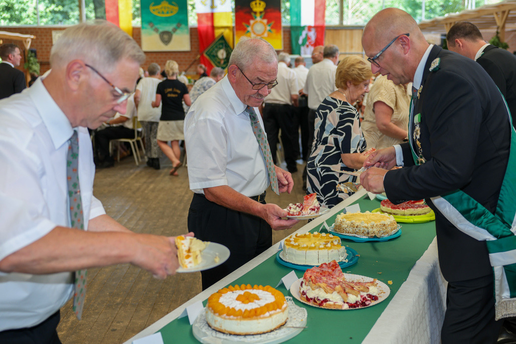 top-top.de-250704-076 | Foto, Video, Fotografie, Videografie, Fotobox, DJ, Discjockey, Musik, Musikbox, Veranstaltung, Photobooth, Amazon, Ebay, Buchtipp, Bestseller, Autor, Verlag, Buch, Wesel, Hamminkeln, NRW, Dinslaken, Rees, Drohne, Hochzeit, Party, Fotobox, Wesel, Fotograf