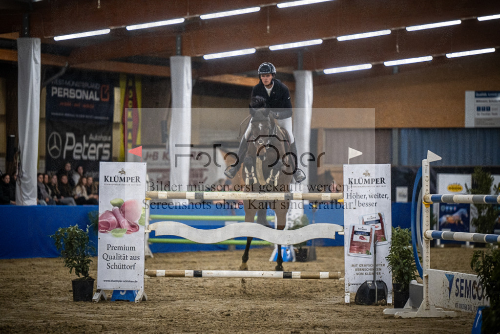 DOS_1952 | Entdecke hochwertige Reitturnierfotos von Foto Oger. Professionell, emotional und authentisch – jetzt Lieblingsmomente im Shop bestellen.Deutschlandweite Turnierfotografie. - Realisiert mit Pictrs.com