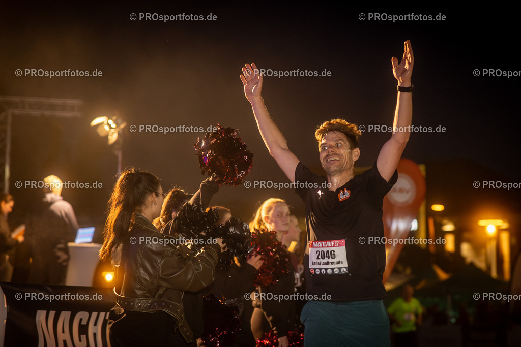 21. ASV Nachtlauf; Koeln, 08.05.24 | Impressionen vom 21. ASV Nachtlauf am 08.05.24 am Tanzbrunnen in Koeln. Foto: BEAUTIFUL SPORTS/Axel Kohring