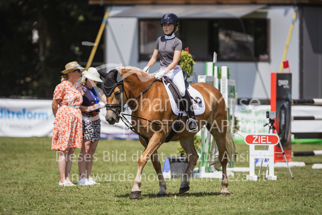 240720_LC_Reiter-WB-100 | Deine schönsten Turniermomente als professionelle Fotos! Entdecke hochwertige Pferdesport-Fotografie im Online-Shop. Jetzt Fotos finden & bestellen!