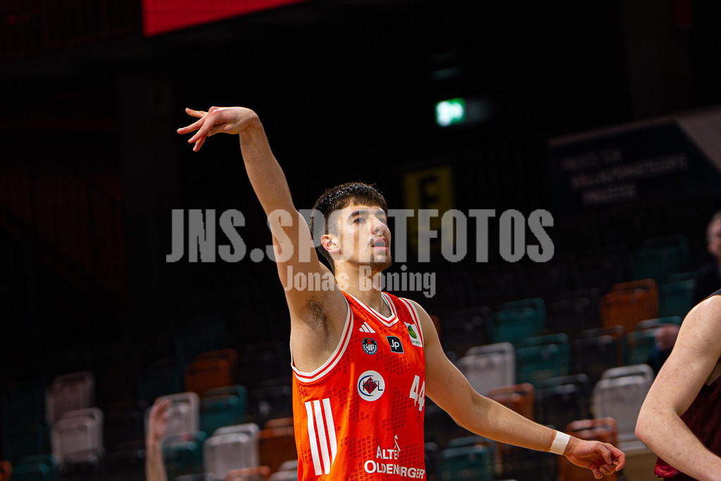 Basketball I Herren I Saison 2025-2026 I ProB Nord I 21. Spieltag I Rasta Vechta II - Iserlohn Kangaroos I 3070 | Ivan Volf (44, RASTA Vechta II) - Realisiert mit Pictrs.com
