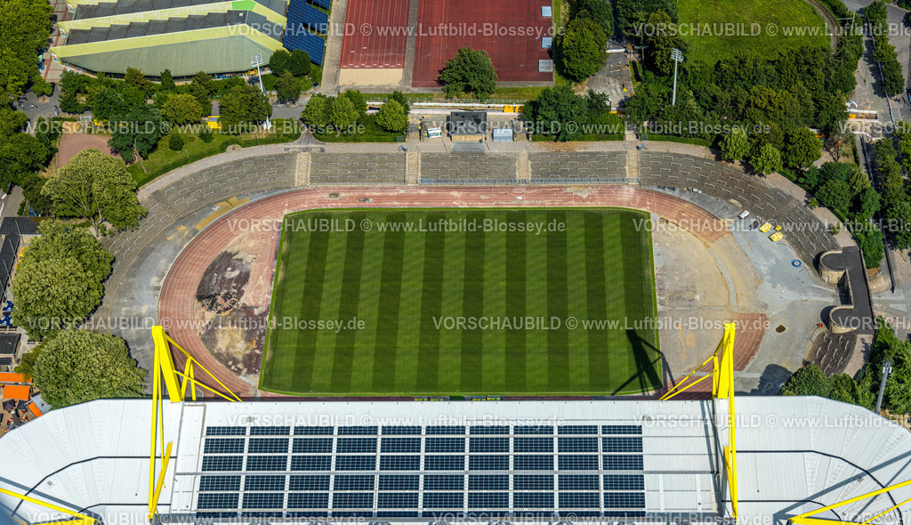 Dortmund230700474 | Luftbild, Nebenplatz Stadion Rote Erde Renovierung am Signal Iduna Park, Bundesligastadion BVB 09 Dortmund, Westfalenhalle, Dortmund, Ruhrgebiet, Nordrhein-Westfalen, Deutschland