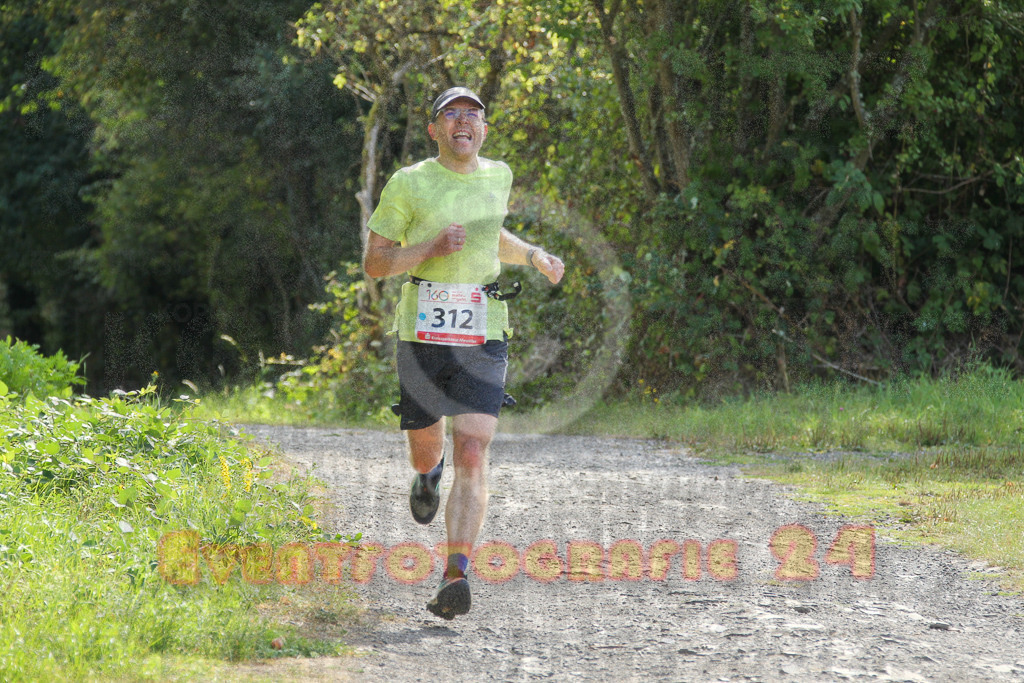 250830_1111_EV4_3332 | Sportfotografie im Rhein-Sieg Kreis, Köln, Bonn, NRW, Rheinland Pfalz, Hessen, etc. Unser Tätigkeitsfeld umfasst den Laufsport vom Volkslauf über den Marathon, Duathlon, Triathon bis zum Ultralauf wie Kölnpfad Ultra oder Schindertrail.