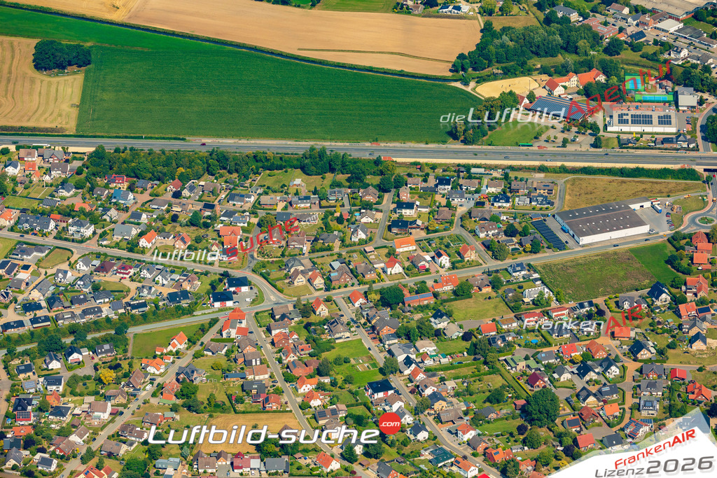 Schrägluftbild  Bennierwald  Melle - Das Luftbild wurde 2025 vom UL-Flugzeug heraus erstellt (ohne Drohne- keine Drohnenaufnahme ) - Hochauflösende Luftaufnahme -Nicht vergleichbar mit Google Maps oder Satelittenbilder- Die Geschenkidee !Mit Lizenz und Bildrechte bestellbar