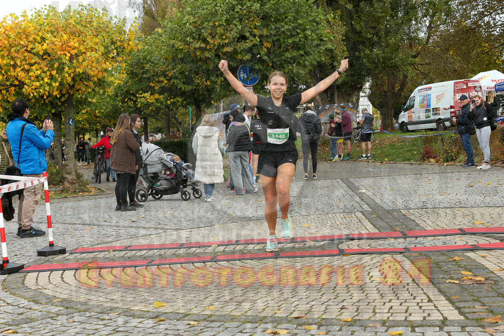 241020_1116_EX1_1738 | Sportfotografie im Rhein-Sieg Kreis, Köln, Bonn, NRW, Rheinland Pfalz, Hessen, etc. Unser Tätigkeitsfeld umfasst den Laufsport vom Volkslauf über den Marathon, Duathlon, Triathon bis zum Ultralauf wie Kölnpfad Ultra oder Schindertrail.