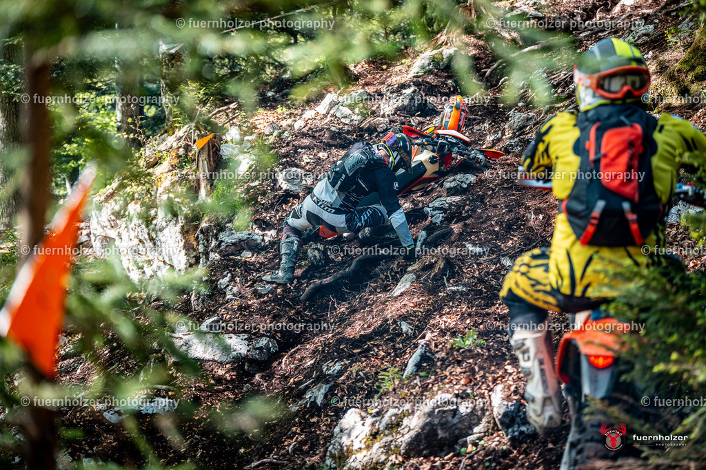 fuernholzer_250501-C2-138 | Fotografische Impressionen von der Red Stag Enduro Extreme by fuernholzer-photography.com. Endurosport in Österreich fotografisch festgehalten von fuernholzer. Auftragsfotografie für Private, Gewerbefotos und Industriefotografie. Eventfotografie, Sportfotografie und Motorsportfotografie. Anbieter von Fotoworkshops, Fototraining, fotografischen Vorträgen und Fotoseminaren.