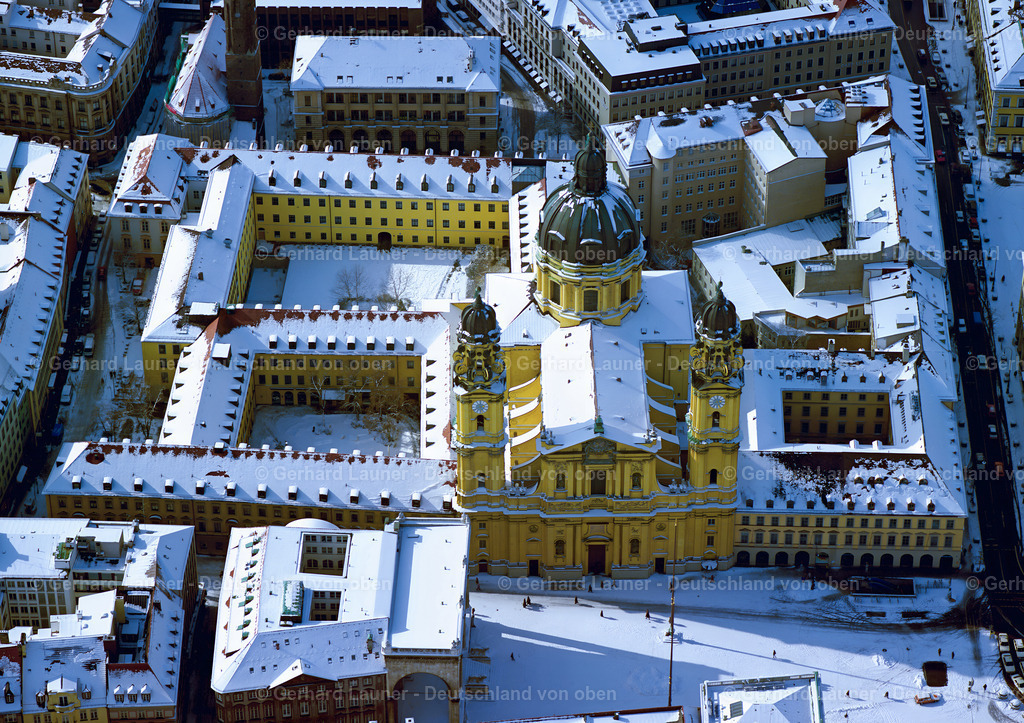 7000191 | Online-Shop für Luftbilder aus Deutschland. Seit über 45 Jahren baut Gerhard Launer das Luftbildarchiv mit unterschiedlichsten Themen stetig weiter aus.