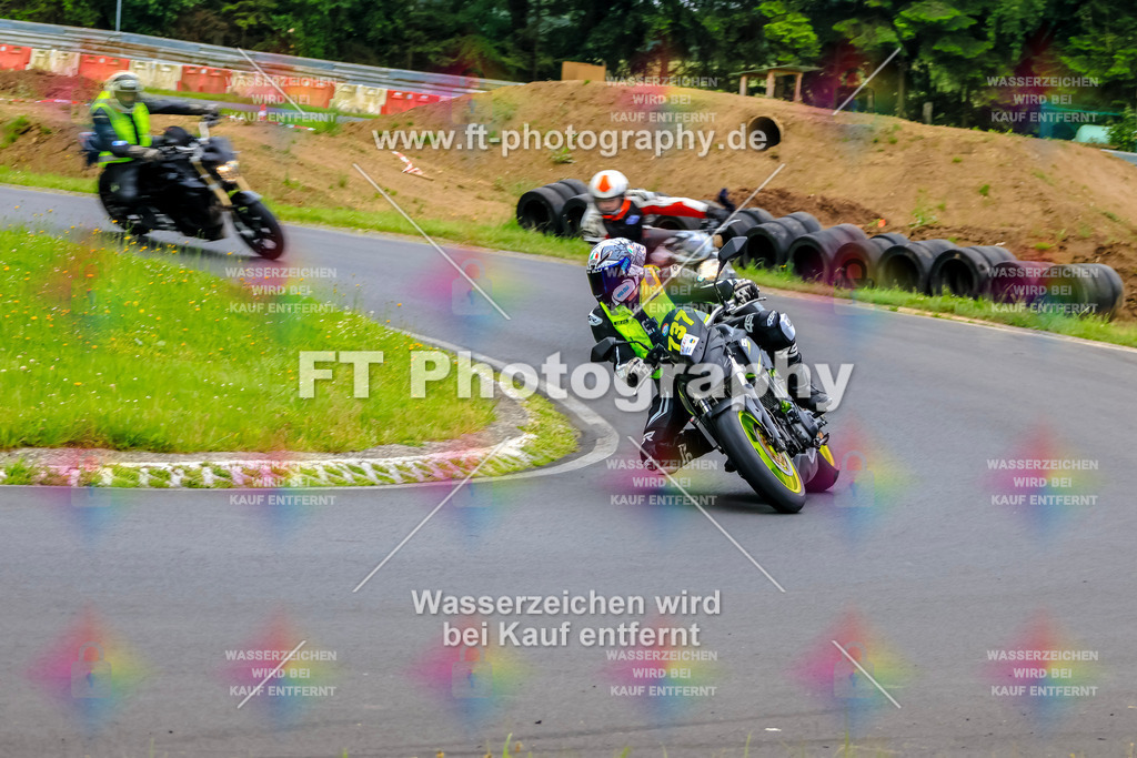 VBK-7448 | Hier findet Ihr Bilder von Touristenfahrten auf der Nürburgring Nordschleife oder von anderen Veranstaltungen die ich besucht habe. Viel Spass beim Durch Schauen 