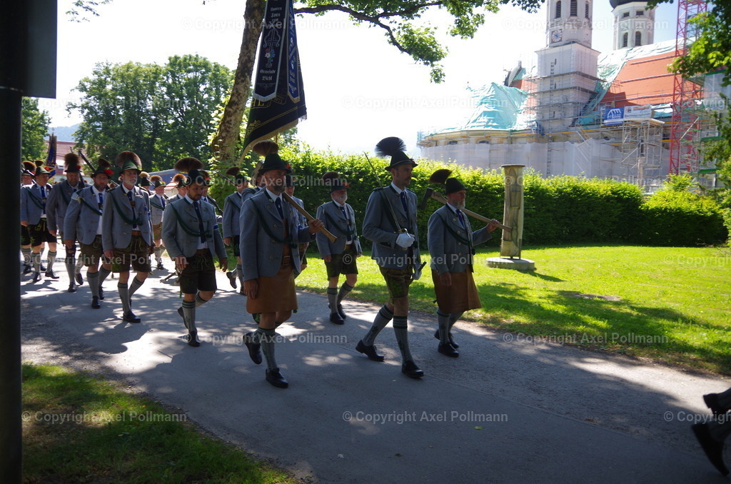 IMGP6480 | fotografiert von Axel PollmannLeonhardi Wallfahrt Benediktbeuern und Murnau, Fronleichnam, Fasching, Landschaft im Loisachtal und Benediktbeuern  - Realisiert mit Pictrs.com