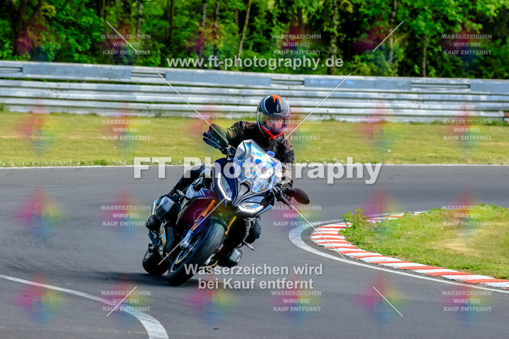 _OTO2339 | Hier findet Ihr Bilder von Touristenfahrten auf der Nürburgring Nordschleife oder von anderen Veranstaltungen die ich besucht habe. Viel Spass beim Durch Schauen 