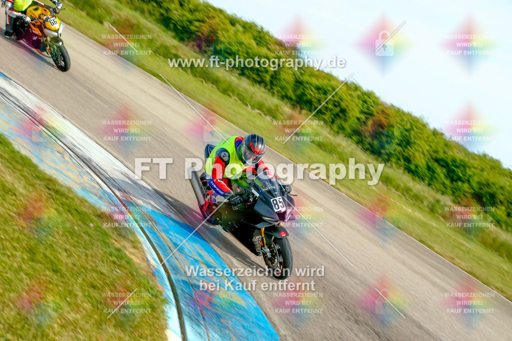 _MOT1189 | Hier findet Ihr Bilder von Touristenfahrten auf der Nürburgring Nordschleife oder von anderen Veranstaltungen die ich besucht habe. Viel Spass beim Durch Schauen 