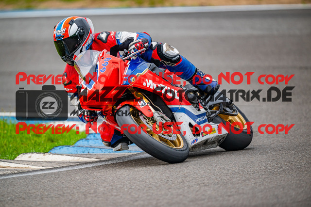 MaZZes_FotoMatrix_240702_6007705_7206 | ROT