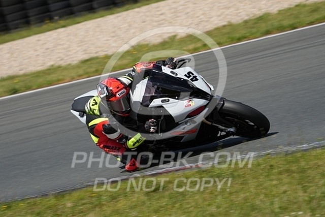 2024_07_08_PBK_55260 | Sportfotografie; SlowMotion; Video; Rennstrecke; Hafeneger; Speer; Racing; RSE; BMW; CBO; Trackday; Motorsportarena; Hockenheimring; Brno; Most; Barcelona; Valencia