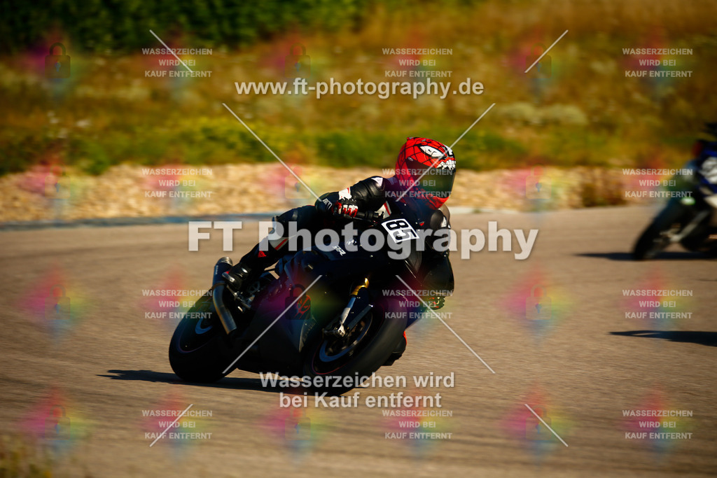 _MOT8596 | Hier findet Ihr Bilder von Touristenfahrten auf der Nürburgring Nordschleife oder von anderen Veranstaltungen die ich besucht habe. Viel Spass beim Durch Schauen 